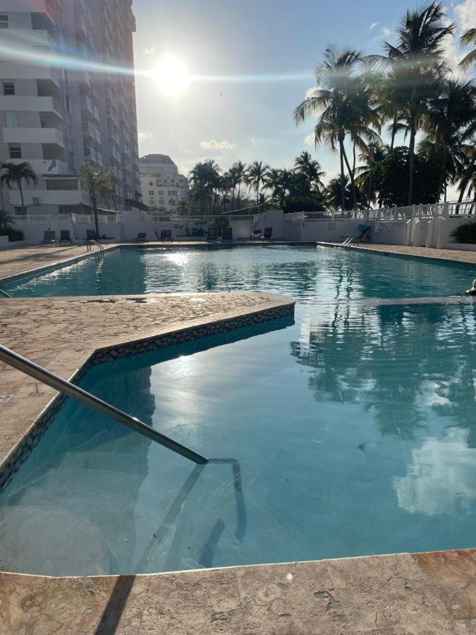 Ocean Front 2 Bedroom & Bath In Isla Verde Σαν Χουάν Εξωτερικό φωτογραφία