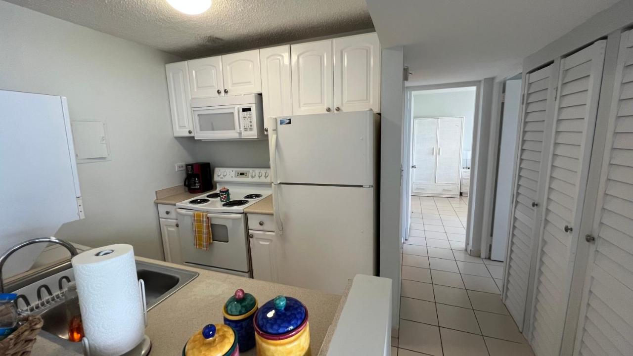 Ocean Front 2 Bedroom & Bath In Isla Verde Σαν Χουάν Εξωτερικό φωτογραφία